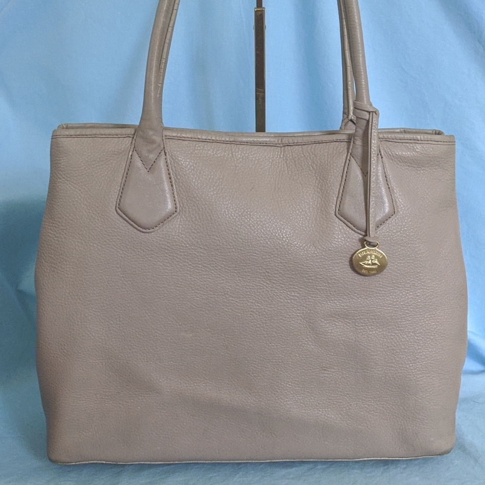 ***Vguc*** Brahmin Anytime Tote In Sand